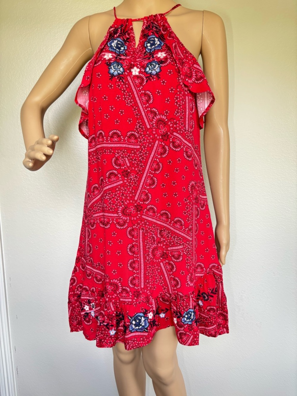 Chelsea & Violet Red Bandana-Print Halter Dress with Blue Floral Accents NWOT - Picture 5 of 16